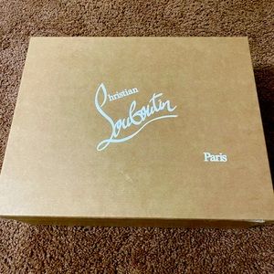 Christian Louboutin box